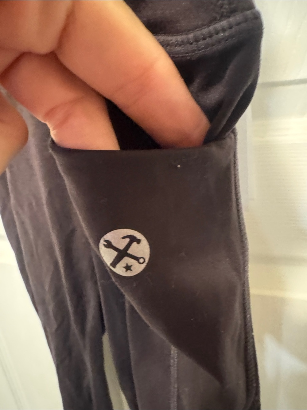 DIXXON Black High-Rise Performance Leggings - Picture 4 of 7
